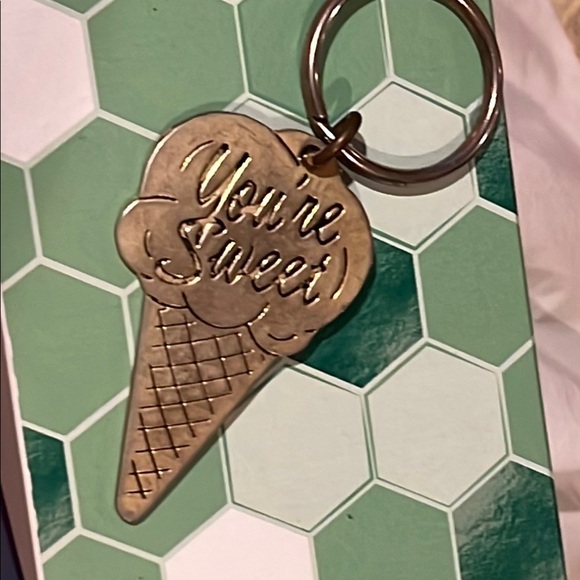 Accessories - Vintage Silver Ice Cream Cone Keychain
